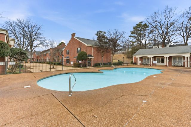 5720 Quince Rd Apt 3, Memphis, TN 38119