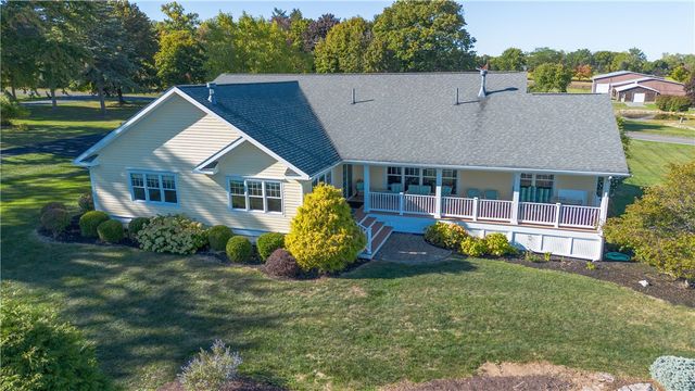 65 White Springs Lane, Geneva Town, NY 14456