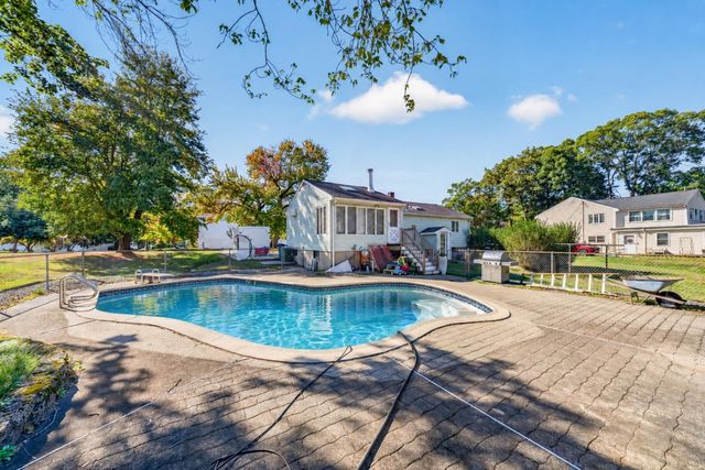 121 High Street, Billerica, MA 01862