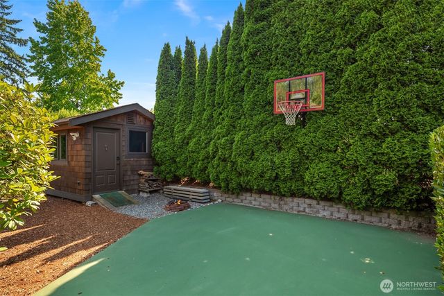 821 4th Street, Kirkland, WA 98033