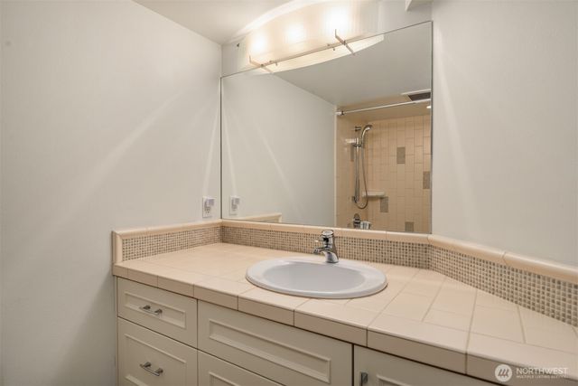 821 4th Street, Kirkland, WA 98033