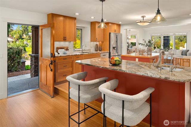 821 4th Street, Kirkland, WA 98033