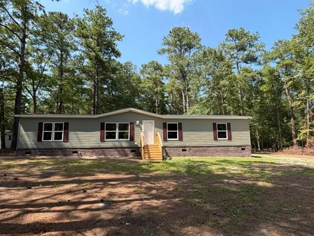1323 Pleasure Drive, Summerton, SC 29148
