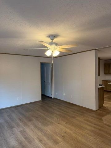 1323 Pleasure Drive, Summerton, SC 29148