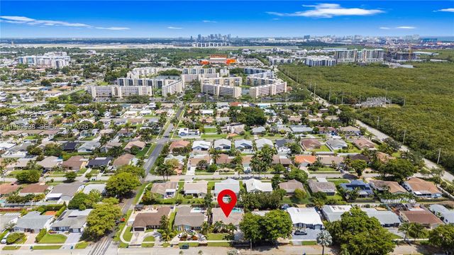 405 SE 4th Ter, Dania Beach, FL 33004