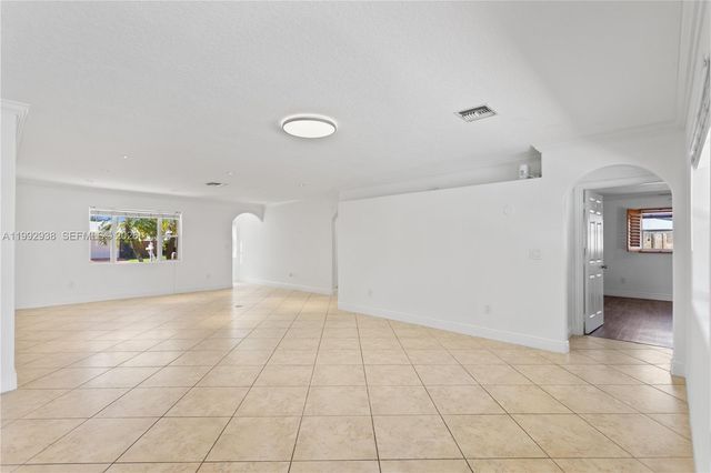 405 SE 4th Ter, Dania Beach, FL 33004