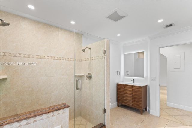 405 SE 4th Ter, Dania Beach, FL 33004