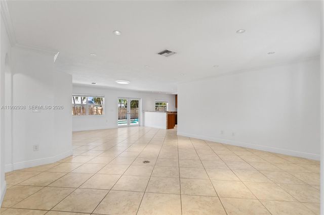 405 SE 4th Ter, Dania Beach, FL 33004