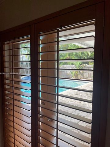 405 SE 4th Ter, Dania Beach, FL 33004