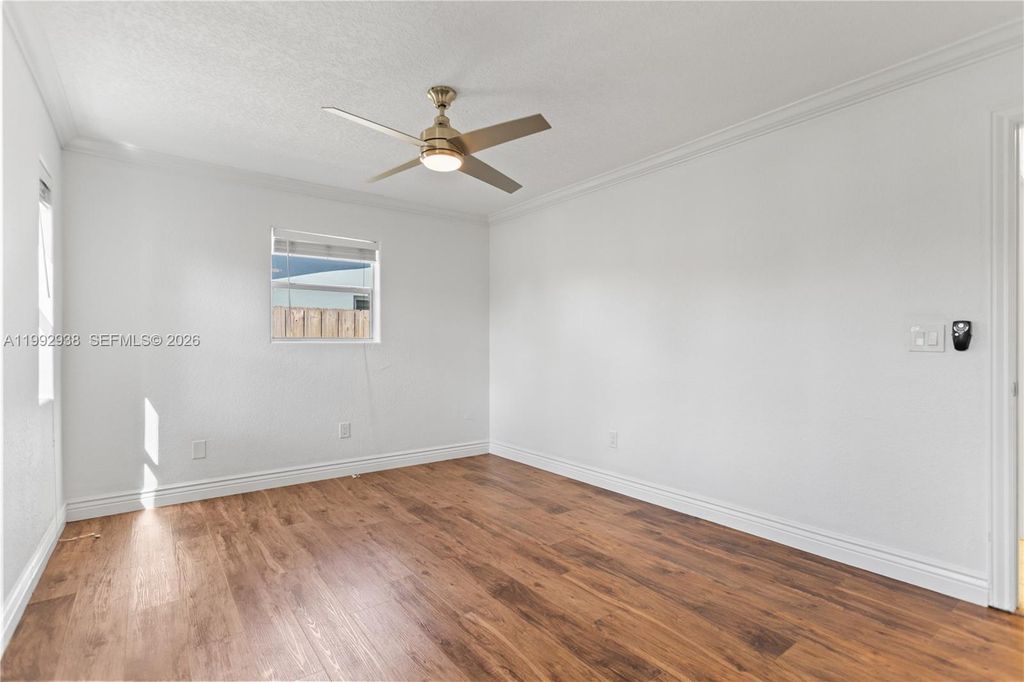 Image 23 of property listing at 405 SE 4th Ter, Dania Beach, FL 33004