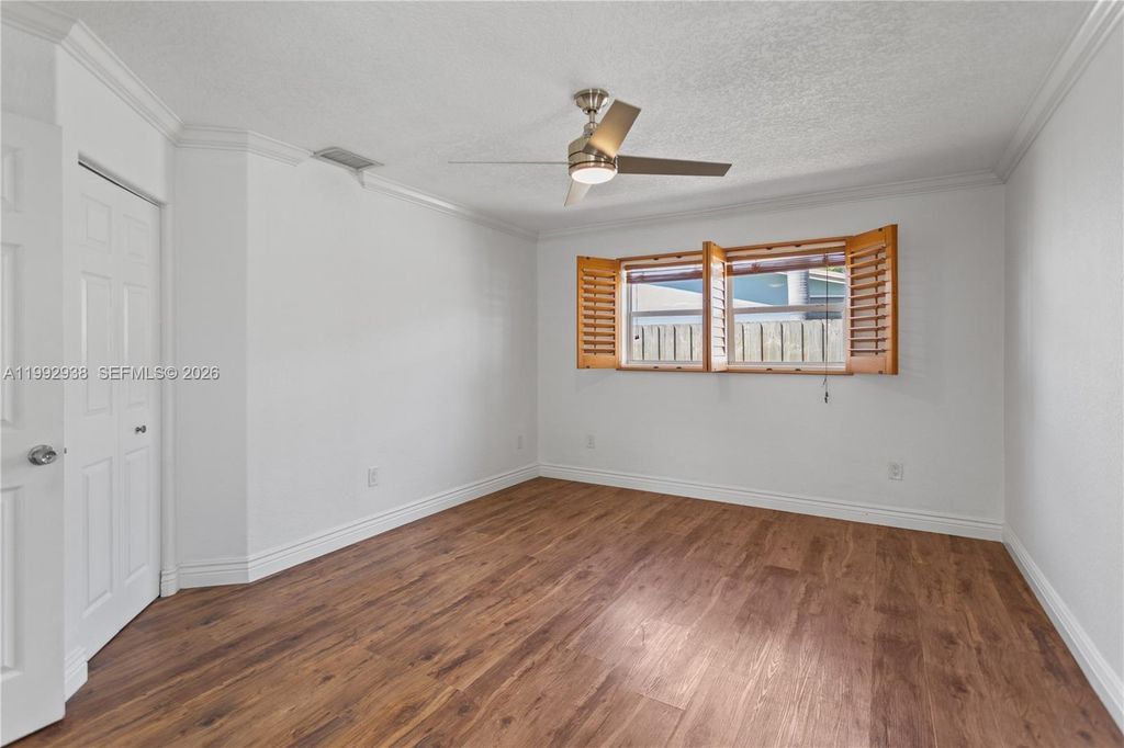 Image 32 of property listing at 405 SE 4th Ter, Dania Beach, FL 33004