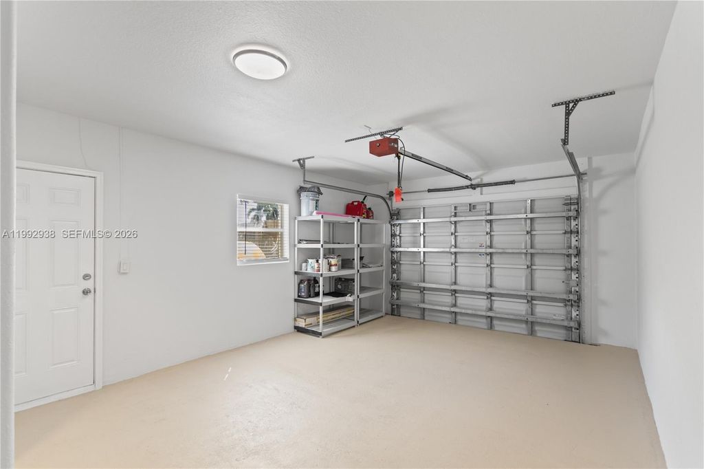 Image 42 of property listing at 405 SE 4th Ter, Dania Beach, FL 33004