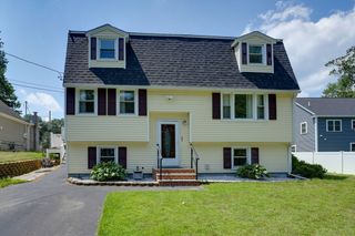 1 Fenner St, Billerica, MA 01821