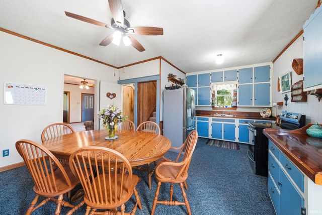 11722 N River Road, New Haven, IN 46774