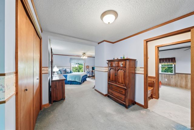 11722 N River Road, New Haven, IN 46774