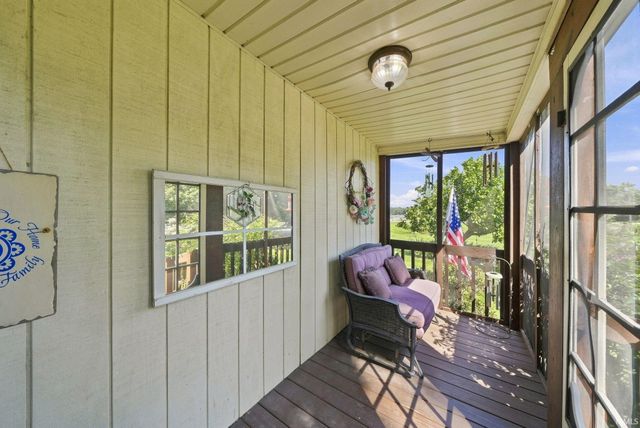 11722 N River Road, New Haven, IN 46774