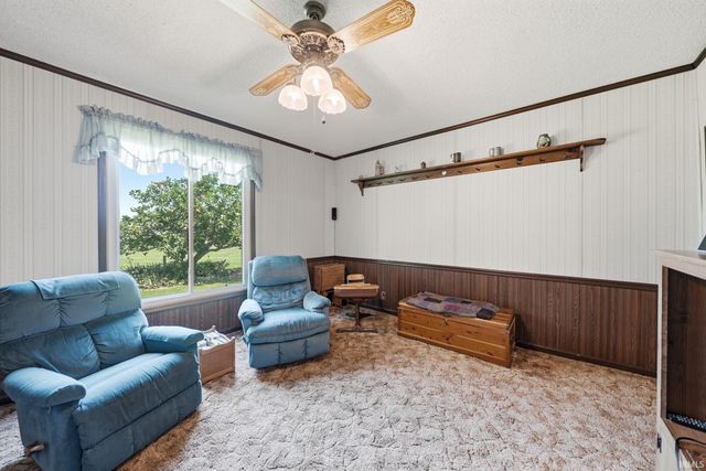 11722 N River Road, New Haven, IN 46774