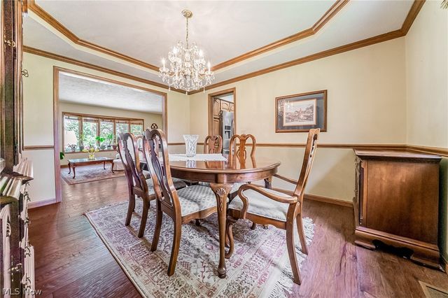 6276 Coldstream, Highland Heights, OH 44143