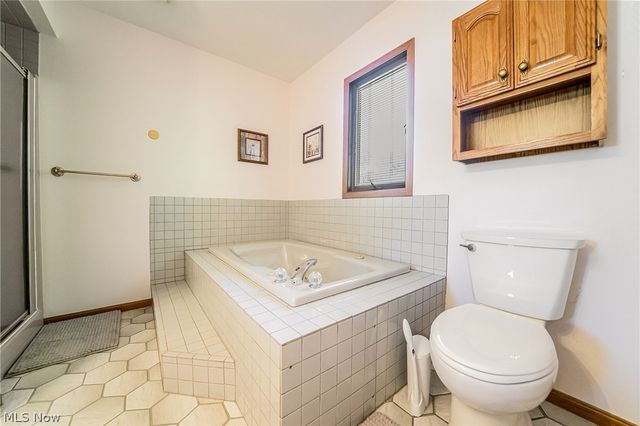 6276 Coldstream, Highland Heights, OH 44143