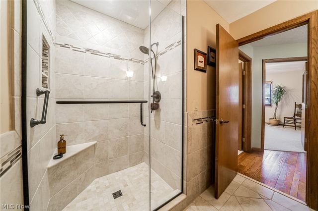 6276 Coldstream, Highland Heights, OH 44143