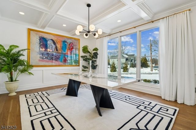 31 North Dr, Livingston Twp., NJ 07039