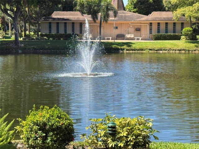 3431 NW 50th Avenue 305, Lauderdale Lakes, FL 33319