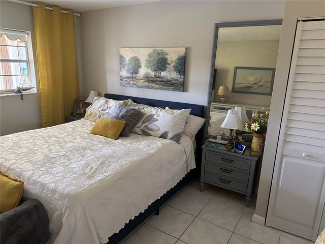 3431 NW 50th Avenue 305, Lauderdale Lakes, FL 33319