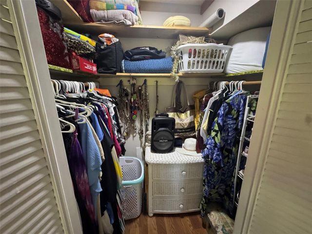 3431 NW 50th Avenue 305, Lauderdale Lakes, FL 33319