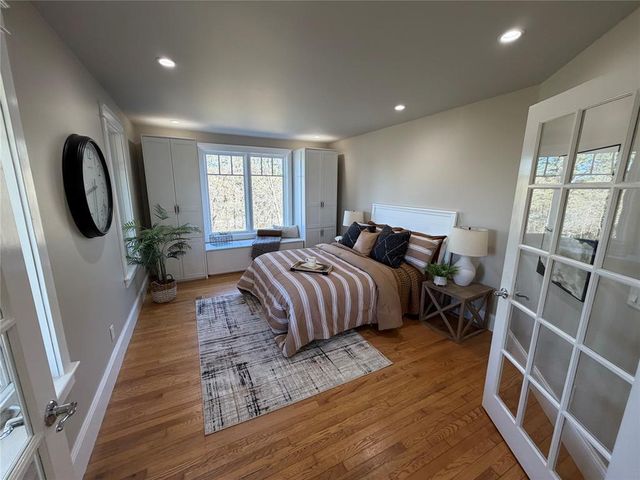 1527 Deerfield Road, Eau Claire, WI 54703