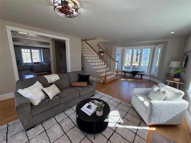 1527 Deerfield Road, Eau Claire, WI 54703