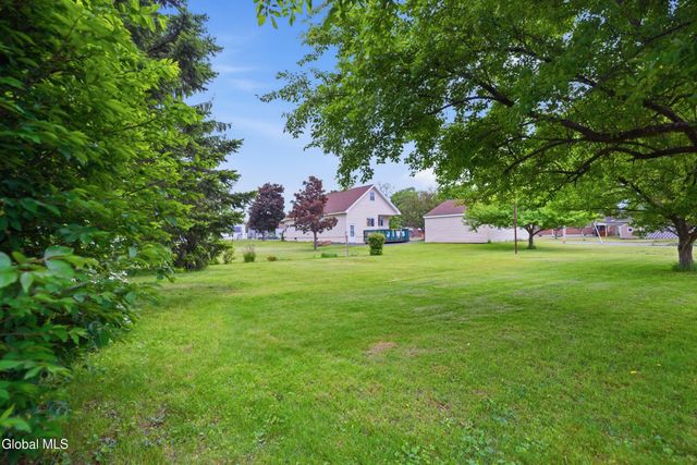 113 Mariaville Road, Rotterdam, NY 12306