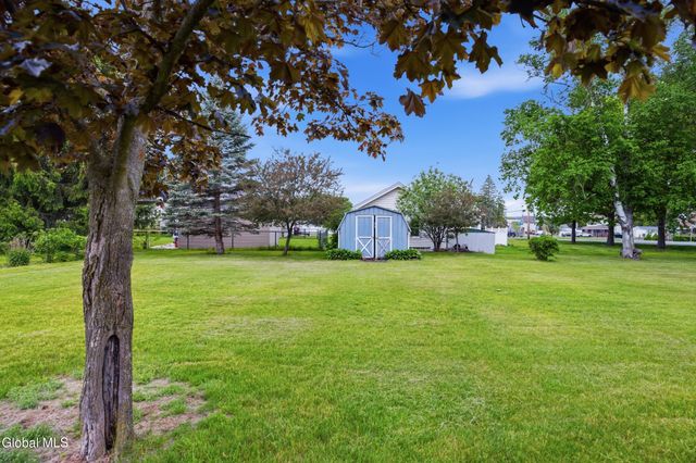113 Mariaville Road, Rotterdam, NY 12306