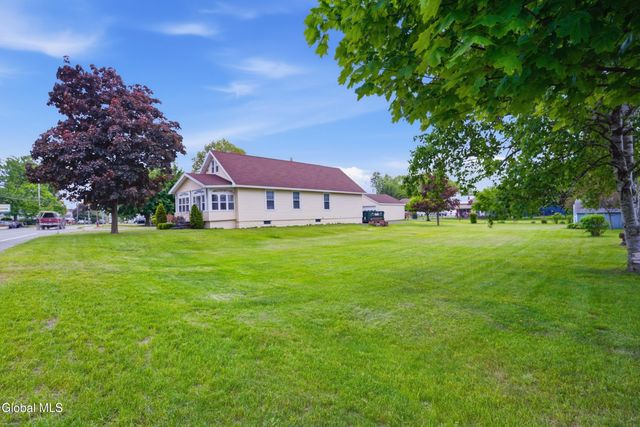 113 Mariaville Road, Rotterdam, NY 12306