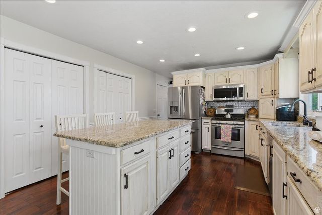 1948 N 2700 E, Layton, UT 84040