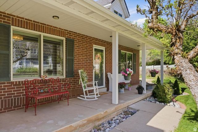 1948 N 2700 E, Layton, UT 84040