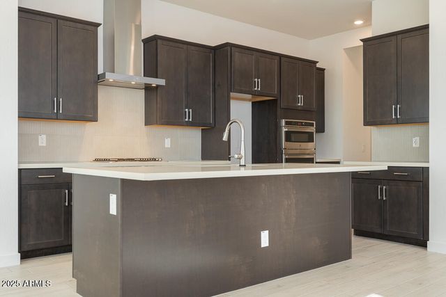 2333 E Foremaster Road, San Tan Valley, AZ 85140