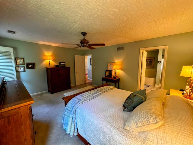 428 Amberley Drive, Lexington, KY 40515