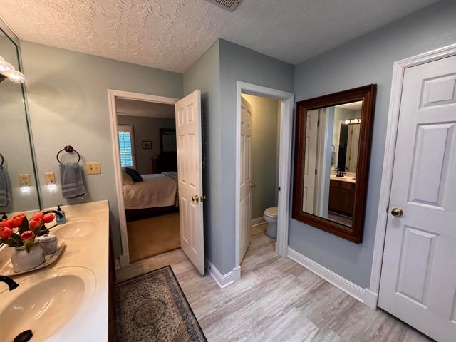 428 Amberley Drive, Lexington, KY 40515