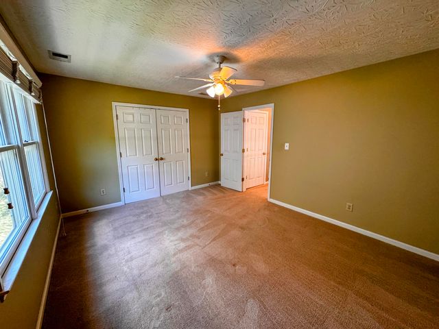 428 Amberley Drive, Lexington, KY 40515