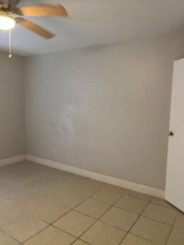 12500 Sandpiper Drive 195, Houston, TX 77035