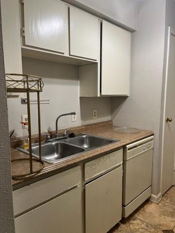 12500 Sandpiper Drive 195, Houston, TX 77035