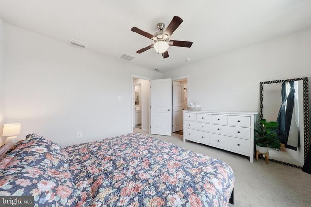 72 SNICKERS CT, Martinsburg, WV 25403