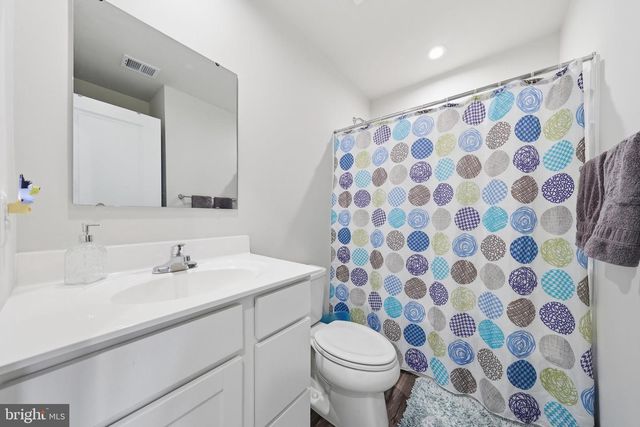 72 SNICKERS CT, Martinsburg, WV 25403