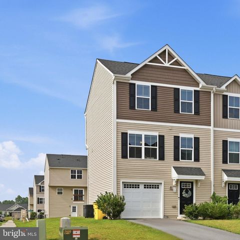 72 SNICKERS CT, Martinsburg, WV 25403