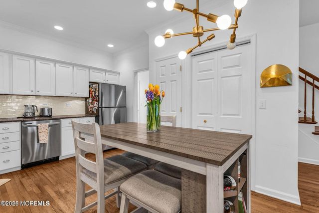 6 Cook Street, Monmouth Beach, NJ 07750