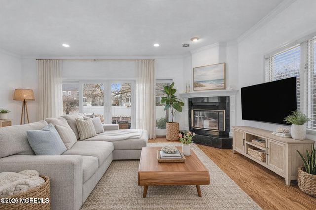 6 Cook Street, Monmouth Beach, NJ 07750
