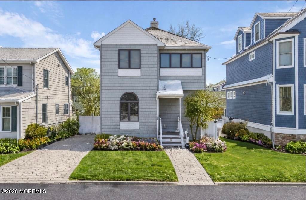 6 Cook Street, Monmouth Beach, NJ 07750