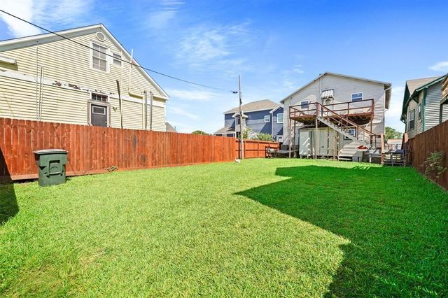 3223 Avenue M B, Galveston, TX 77550