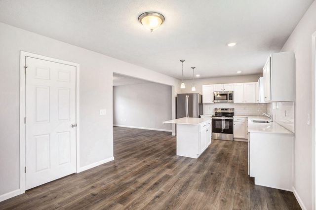 600 Arizona Boulevard, Three Rivers, MI 49093