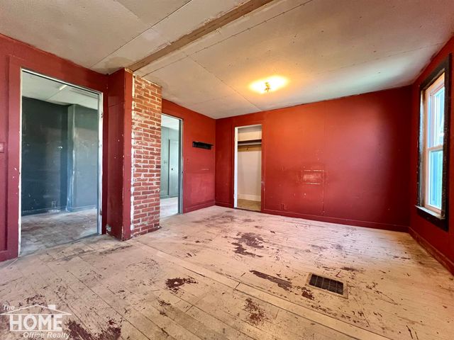 2687 N Geeck Road, Corunna, MI 48817